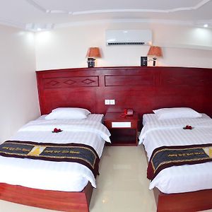 Deluxe Twin Room City View
